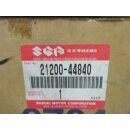 A175. Suzuki GS 125 DR 200 Kupplung Kupplungskorb Druckplatte clutch 21200-44840