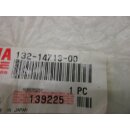 D1055. Yamaha YB-1 YB 100Mutter 132-14713-00 Auspuff Schalldämpfer Verbinder